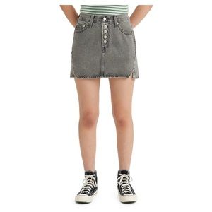 Levi’s twisted Icon black denim button fly mini skirt size 32